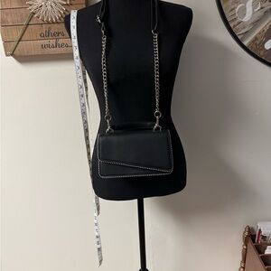 No boundaries contemporary top handle handbag w/ detachable Crossbody strap NWOT